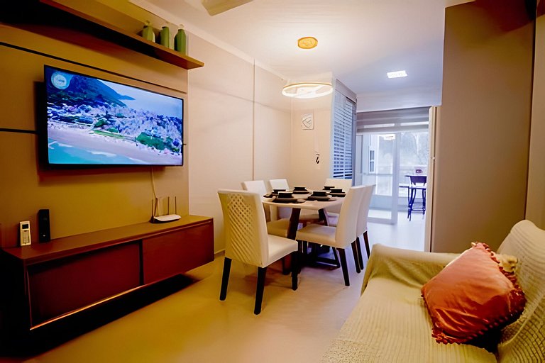 Apartamento mobiliado com sacada e chu. 2 vagas