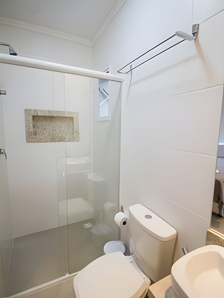 Apartamento mobiliado com sacada e chu. 2 vagas