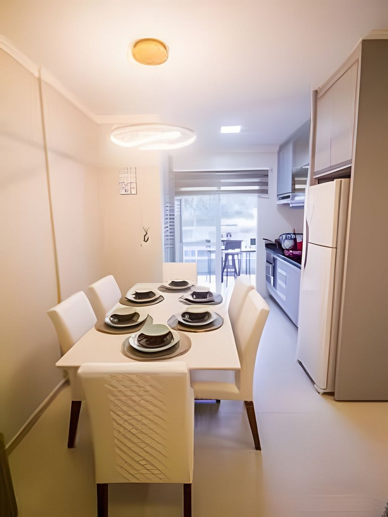Apartamento mobiliado com sacada e chu. 2 vagas