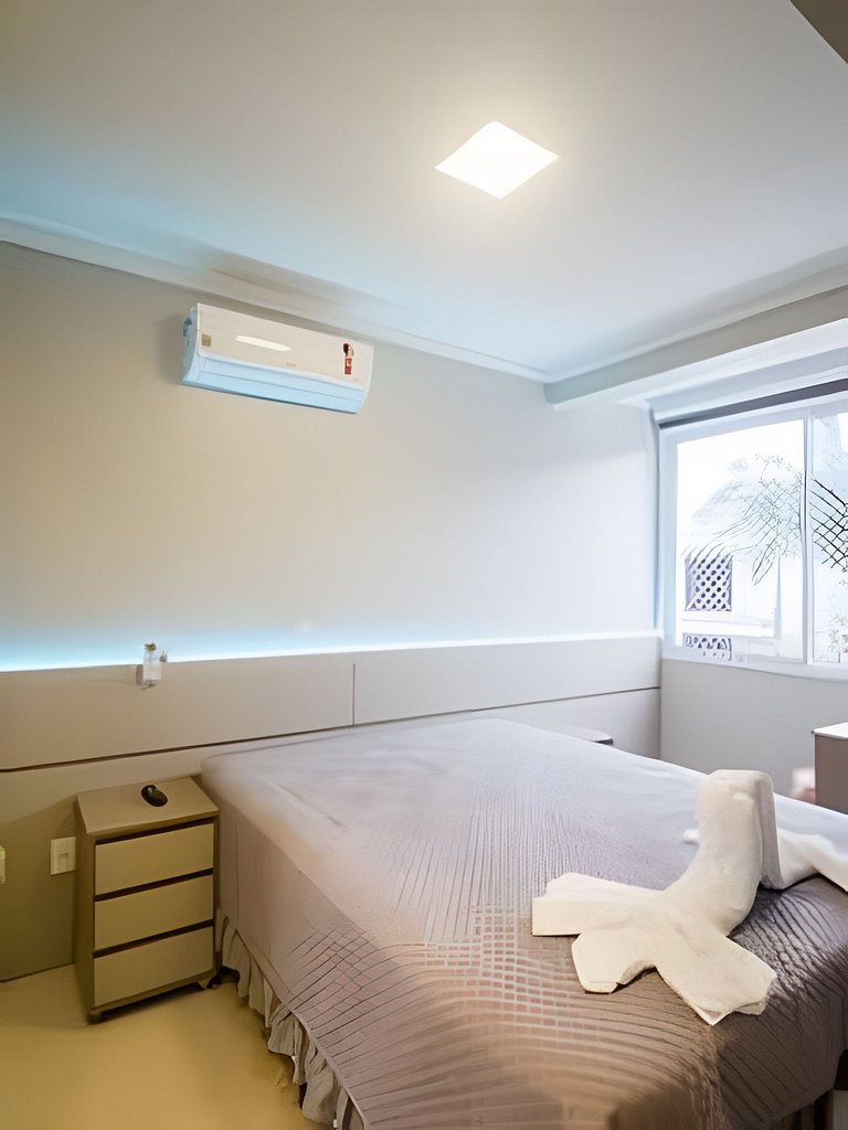Apartamento mobiliado com sacada e chu. 2 vagas
