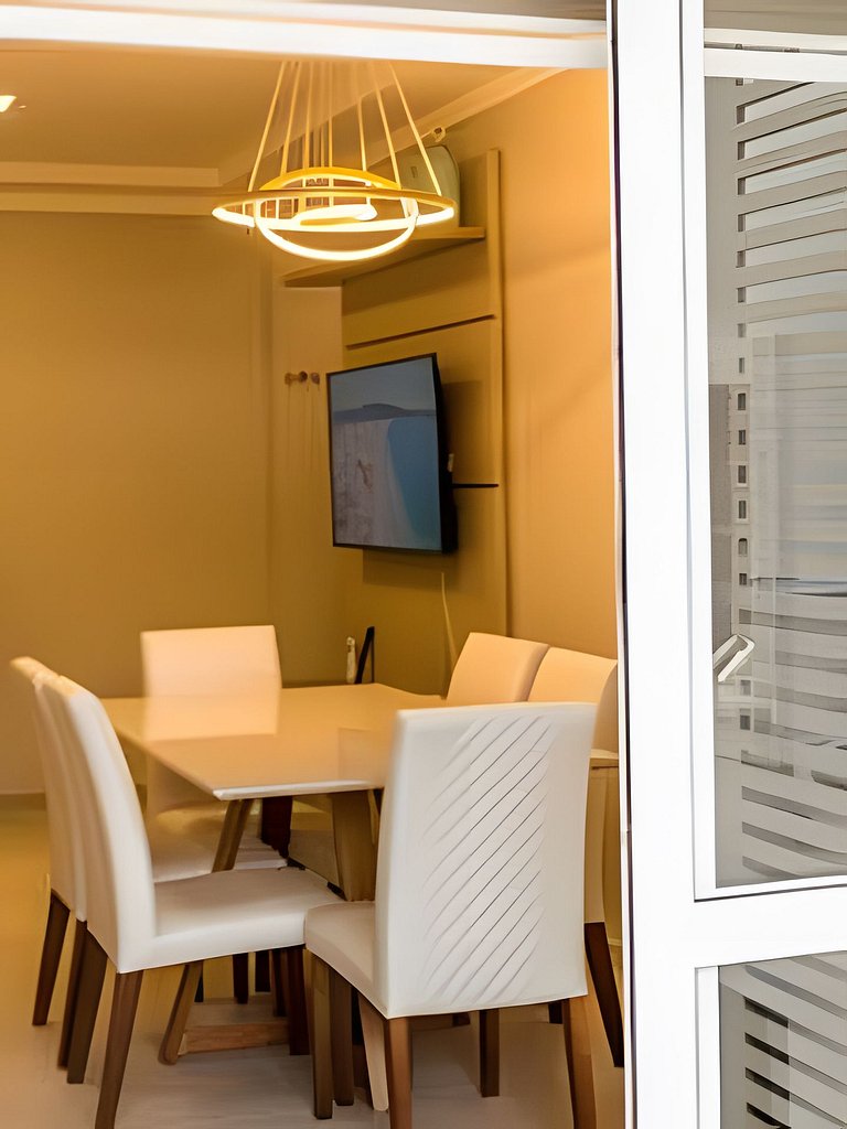 Apartamento mobiliado com sacada e chu. 2 vagas