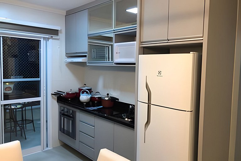 Apartamento mobiliado com sacada e chu. 2 vagas
