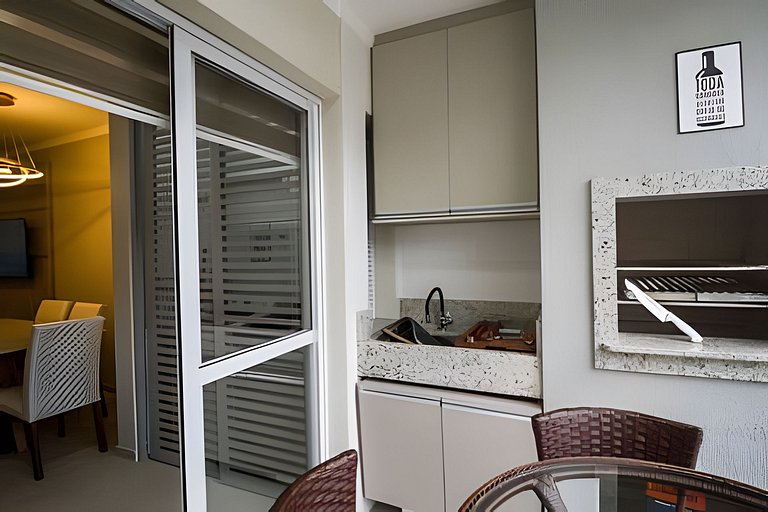 Apartamento mobiliado com sacada e chu. 2 vagas
