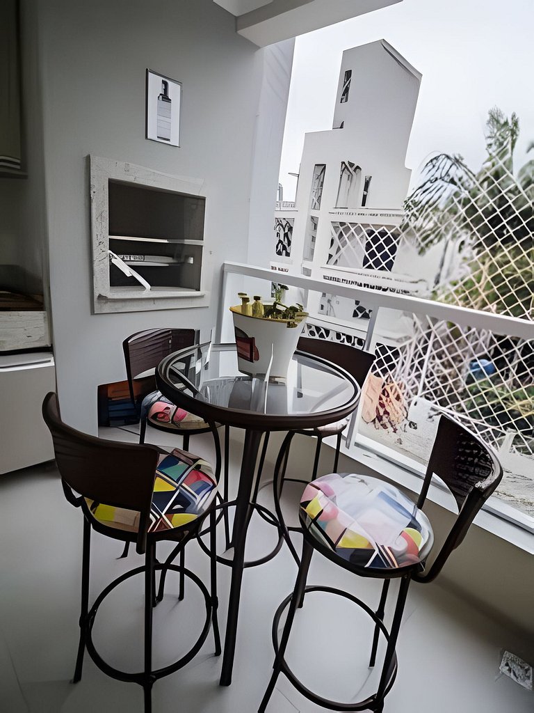 Apartamento mobiliado com sacada e chu. 2 vagas