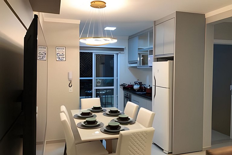 Apartamento mobiliado com sacada e chu. 2 vagas