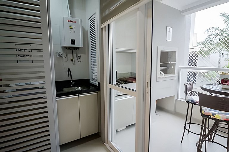Apartamento mobiliado com sacada e chu. 2 vagas