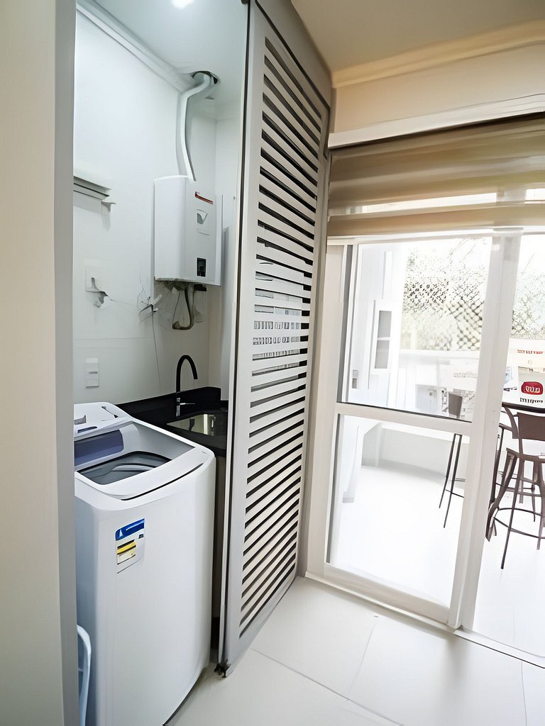 Apartamento mobiliado com sacada e chu. 2 vagas