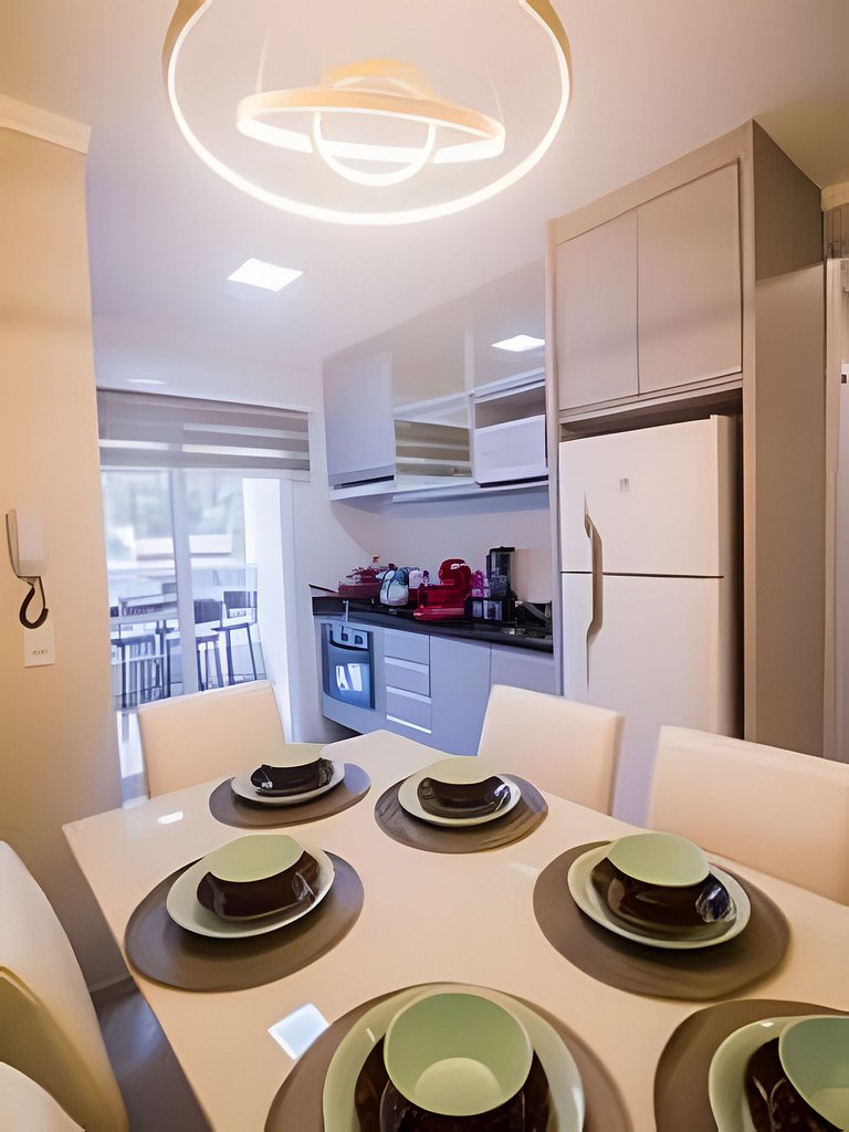 Apartamento mobiliado com sacada e chu. 2 vagas
