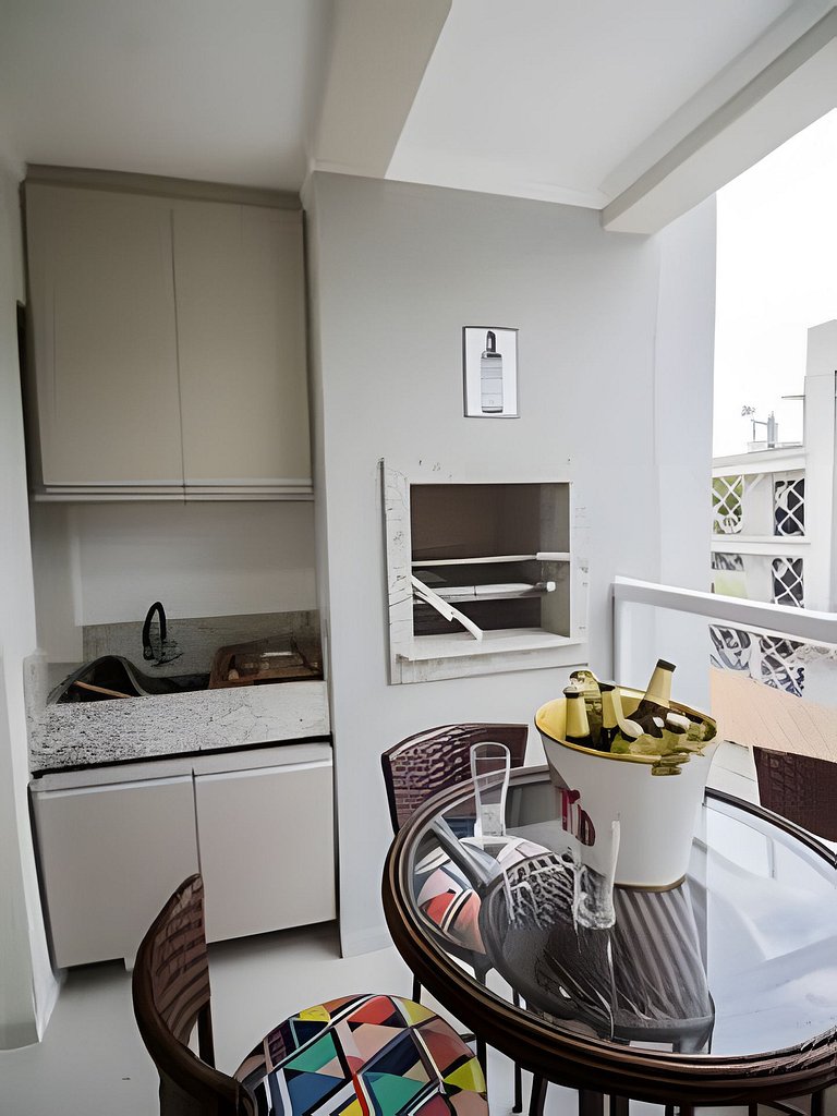 Apartamento mobiliado com sacada e chu. 2 vagas