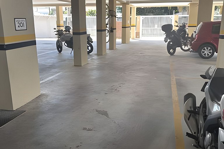 Apartamento mobiliado com sacada e chu. 2 vagas